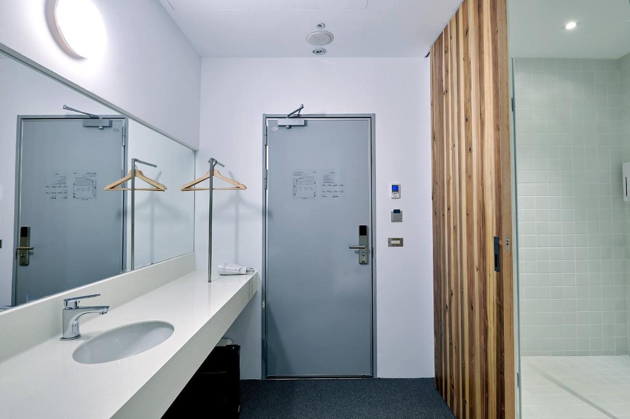 Star Hostel Taichung Parklane المظهر الخارجي الصورة